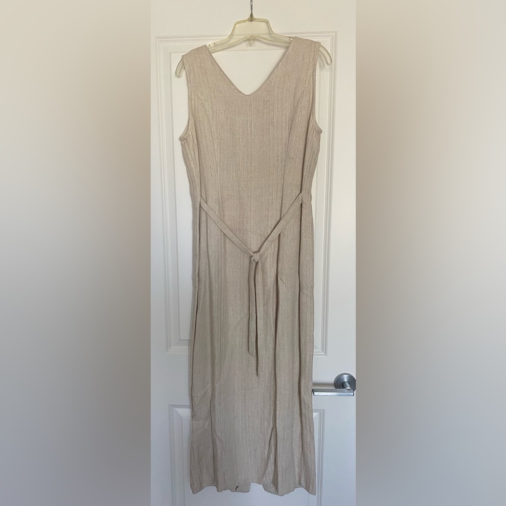 Beige Sleeveless Maxi Dress with Button-Down Front - Picture 2 of 3